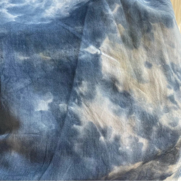 90%OFF❣️Marc New York Andrew Marc Blue Tie Dye V-Neck Short Sleeve Tunic Top, 1X - Picture 9 of 10